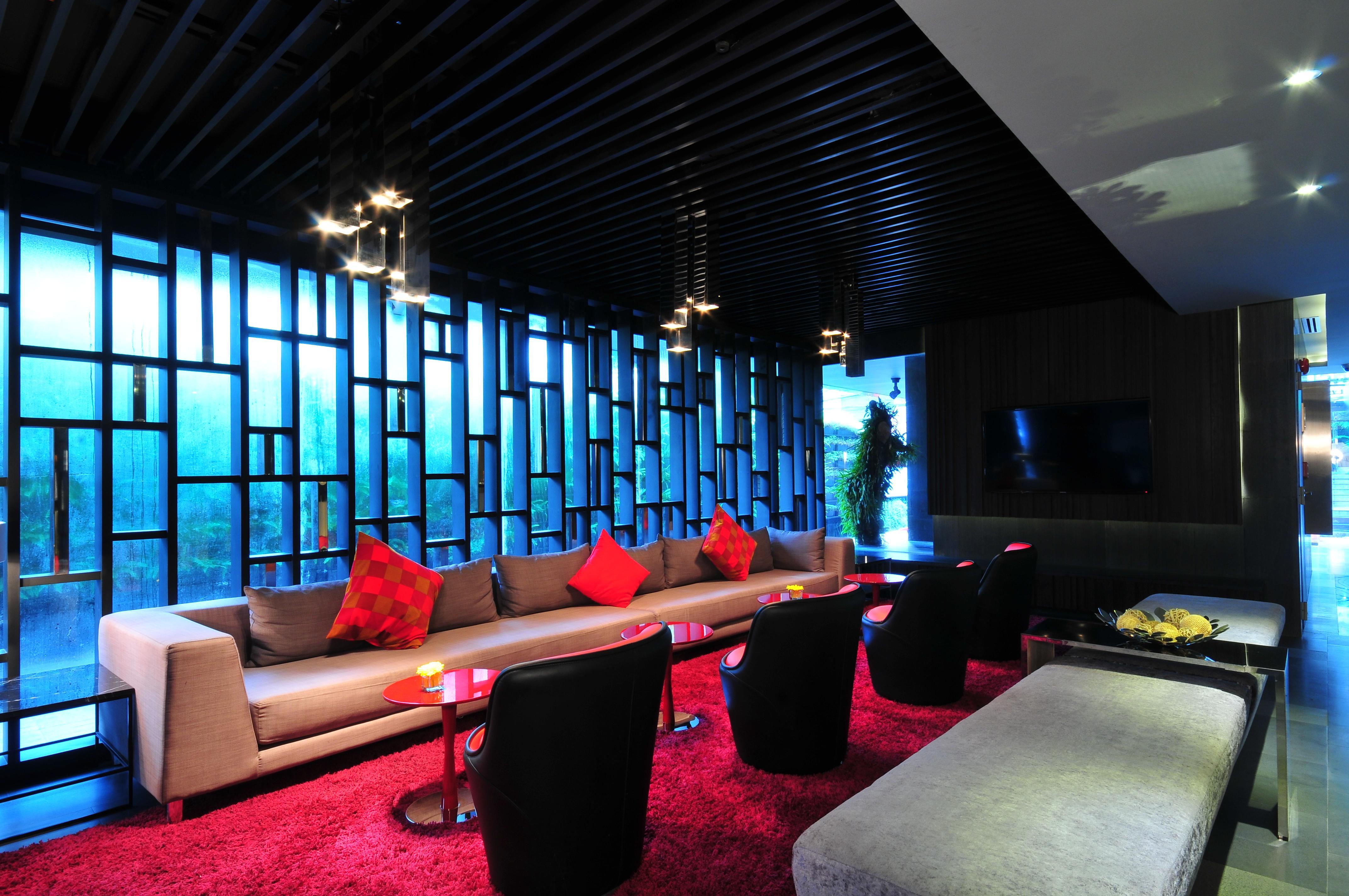 Отель Citrus Sukhumvit 13 Nana Bangkok By Compass Hospitality - Newly Renovated Экстерьер фото