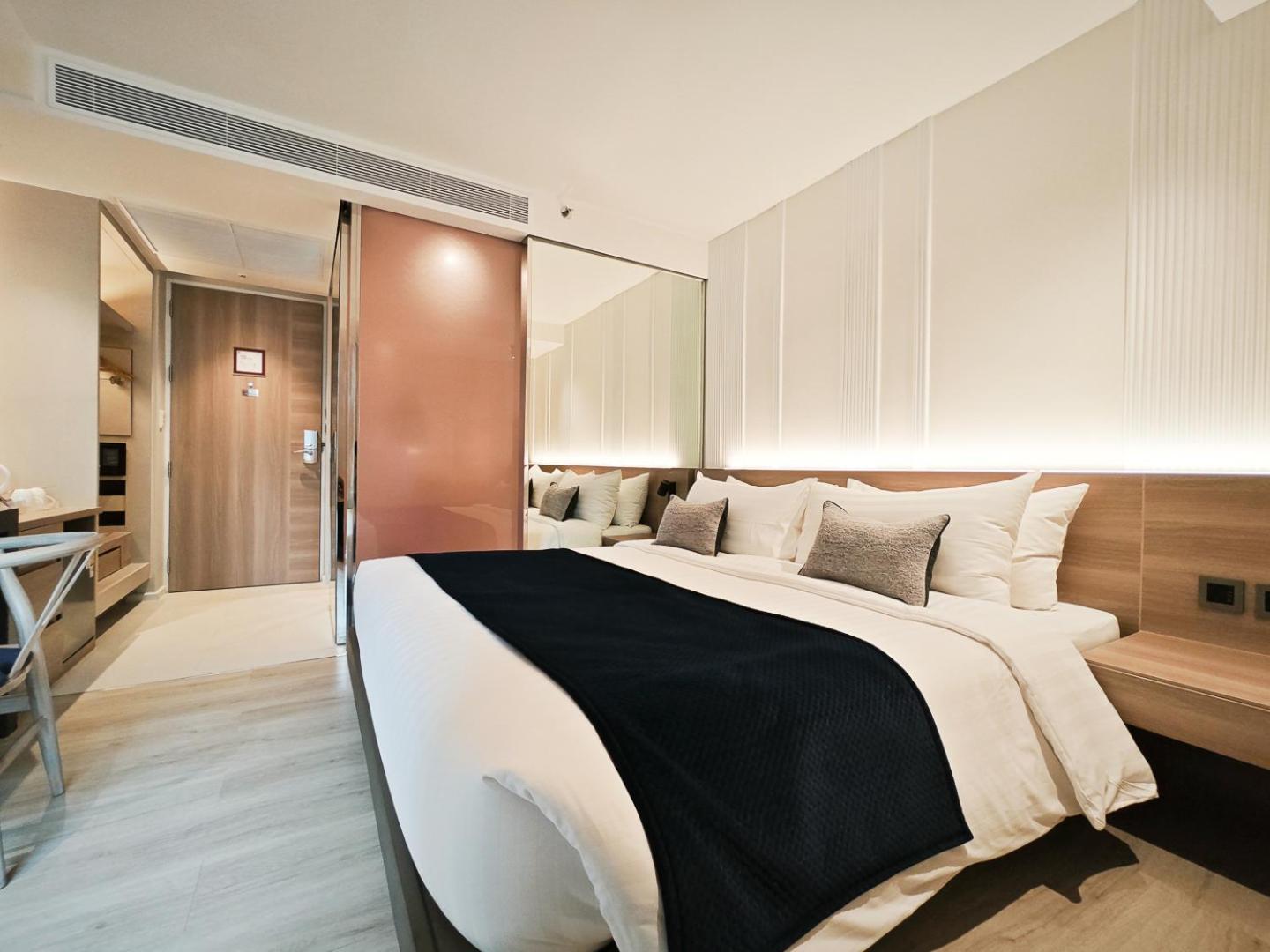 Отель Citrus Sukhumvit 13 Nana Bangkok By Compass Hospitality - Newly Renovated Экстерьер фото